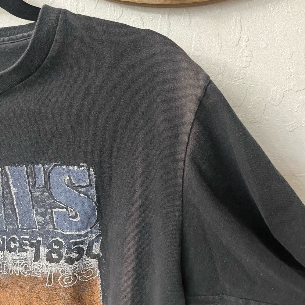 Vintage 90s Levi’s Medium Single Stitch Black Logo Graphic T-Shirt - Picture 4 of 11